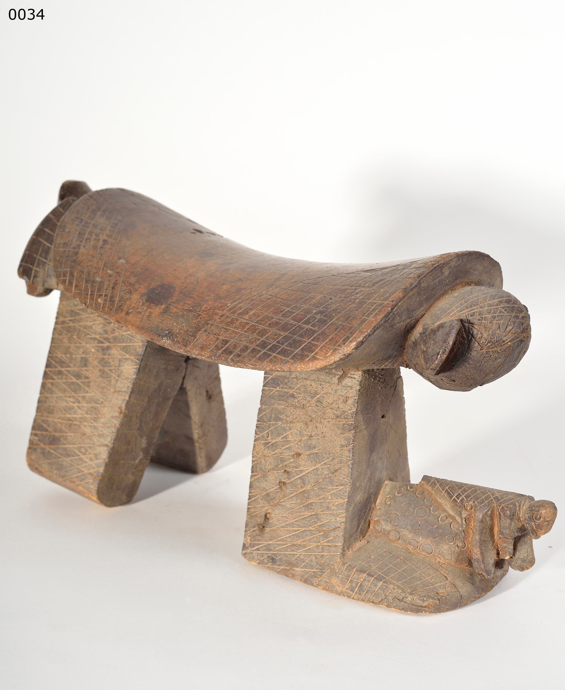 GURUNSI — ritual stool
