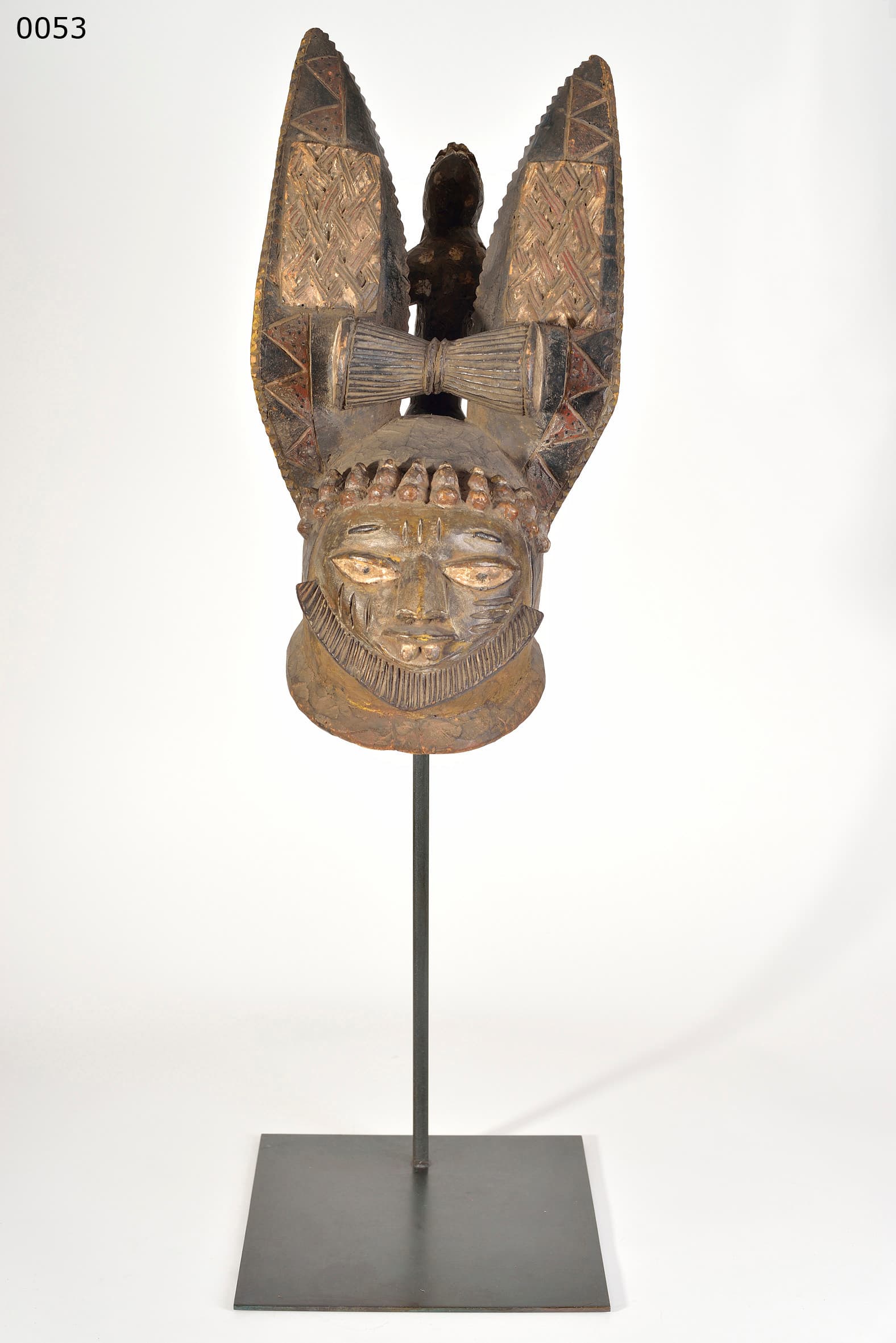 YORUBA — masque à cimier (publié dans AFRICANA p. 138 et KOPFSKULPTUREN p. 97)