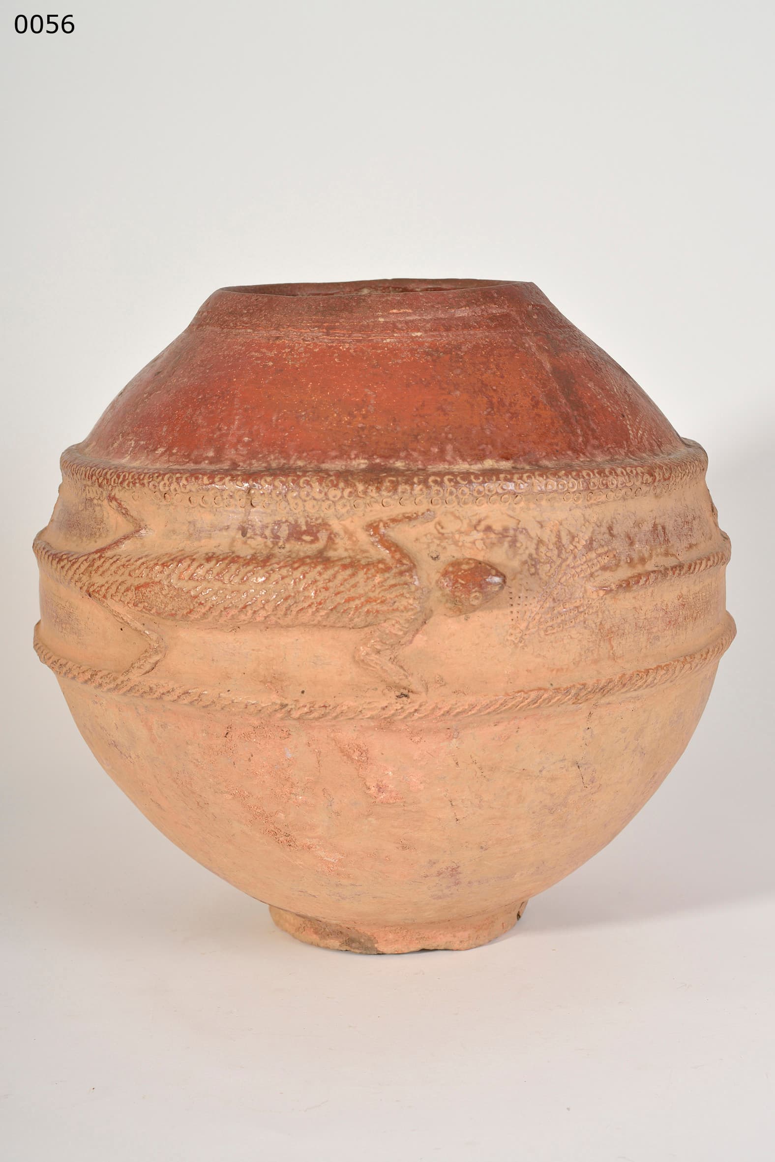 GURUNSI — vessel (for food- or water storage)