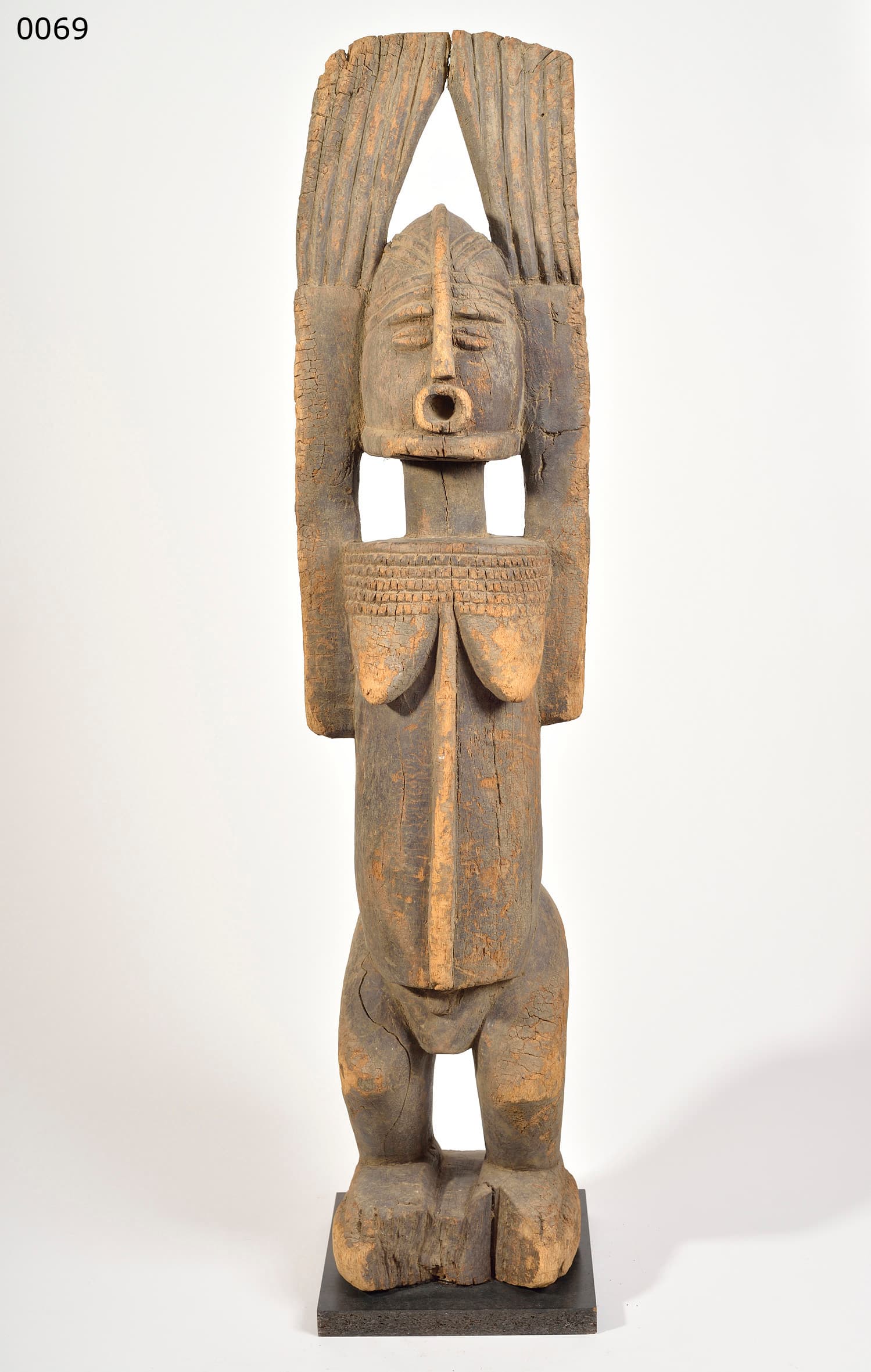 TELLEM — rare figure de pouvoir (publiée dans "DOGON" page 26)