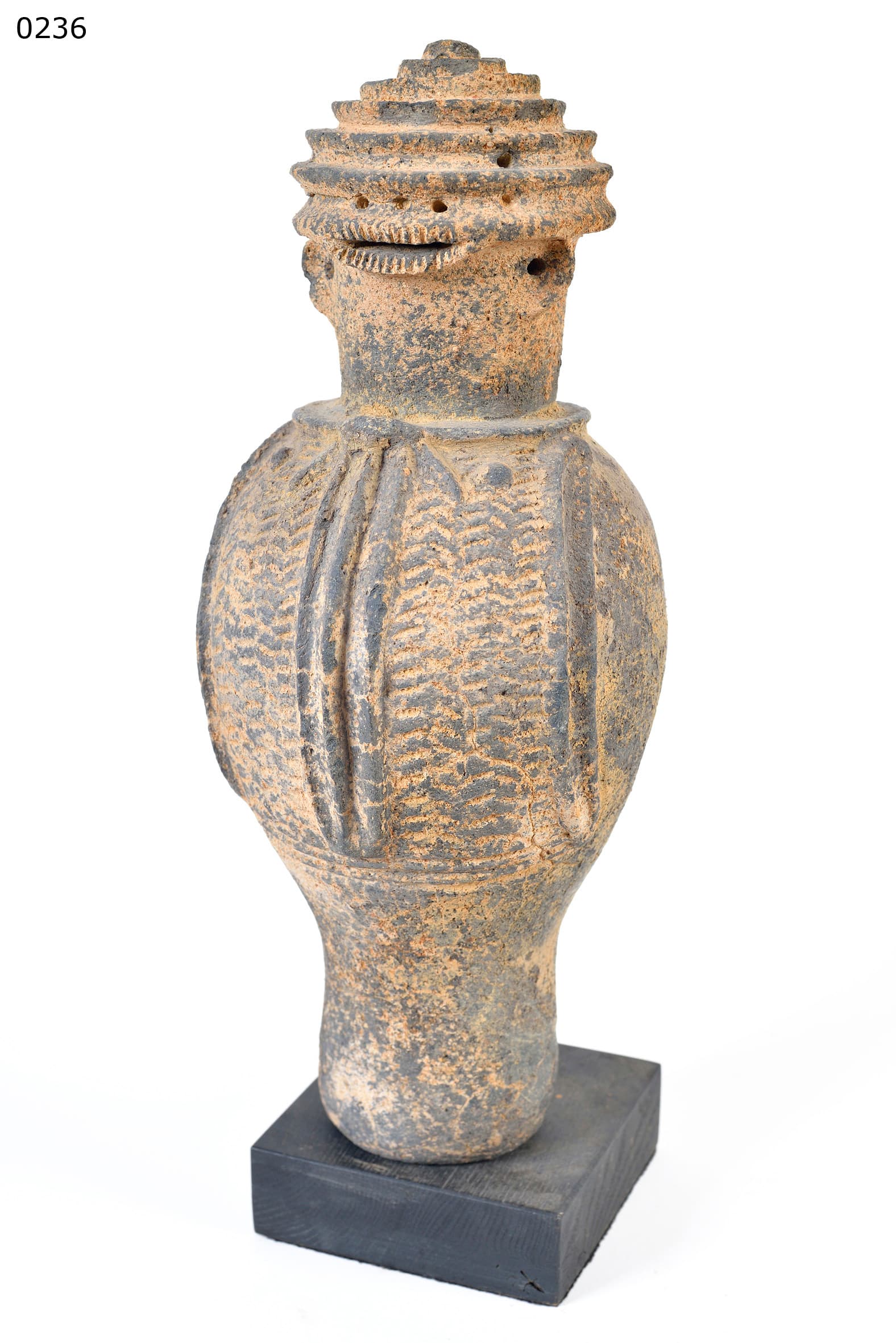 CALABAR — figure anthropomorphe (test d'âge disponible)