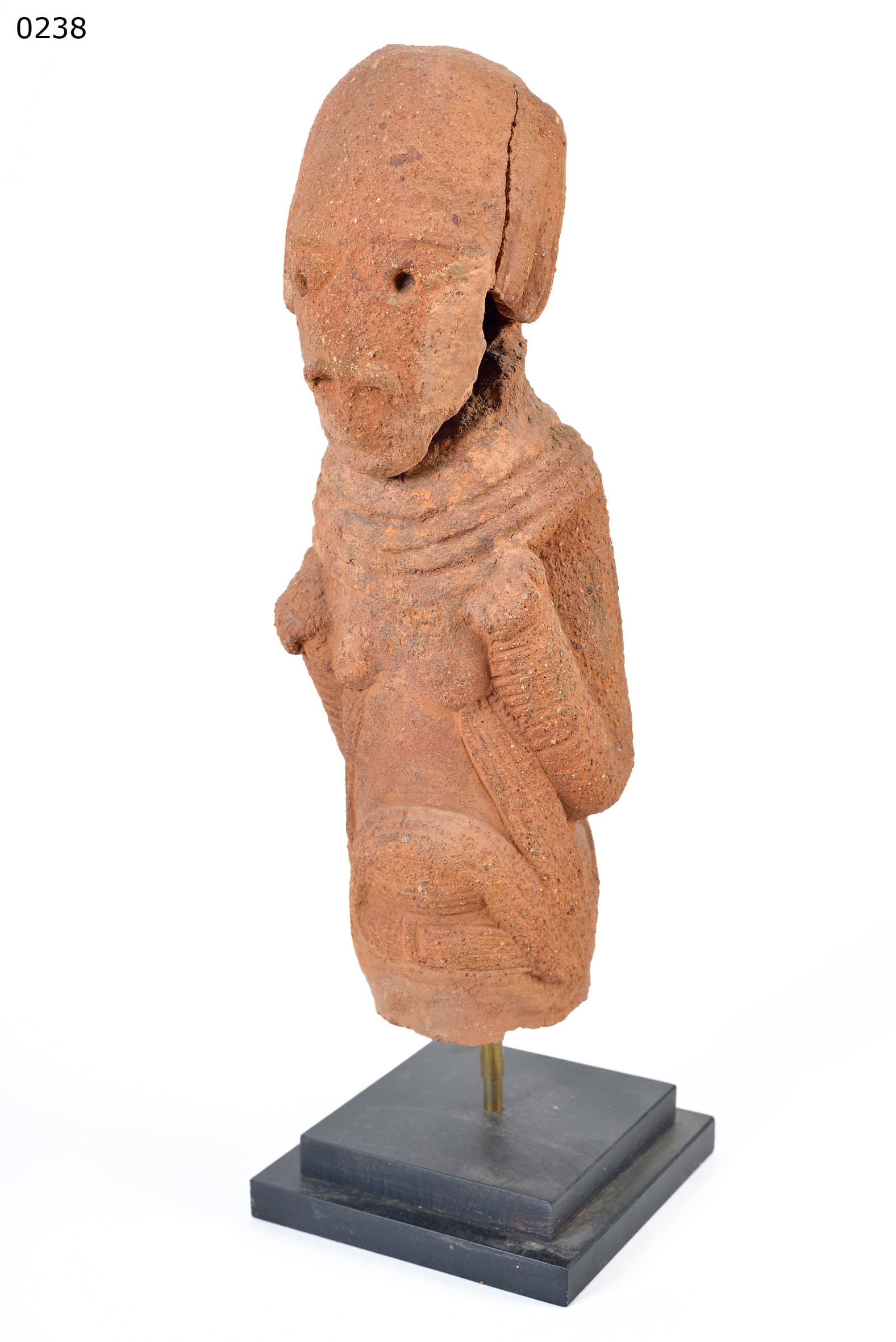 Nok — female figure