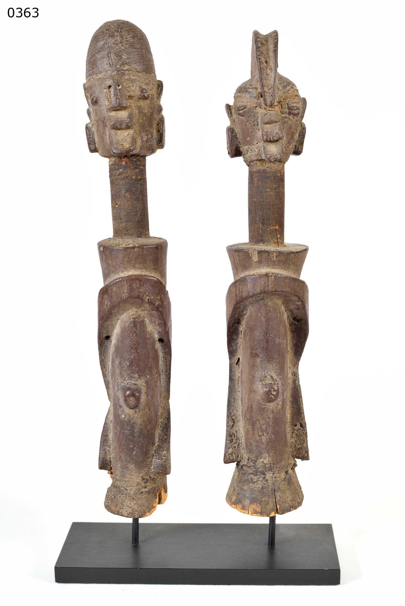 Wurkum — couple of ancestor figures (rare)