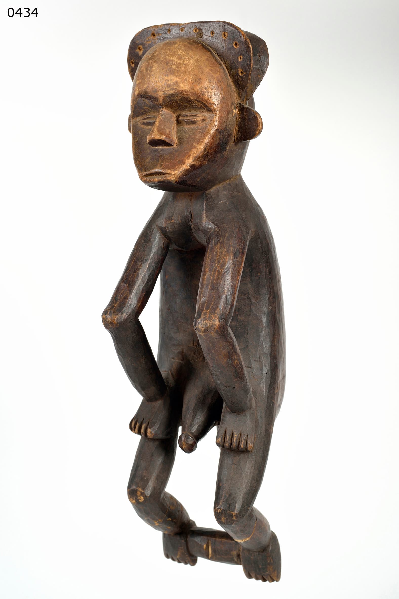 Mbole — male hanged figure