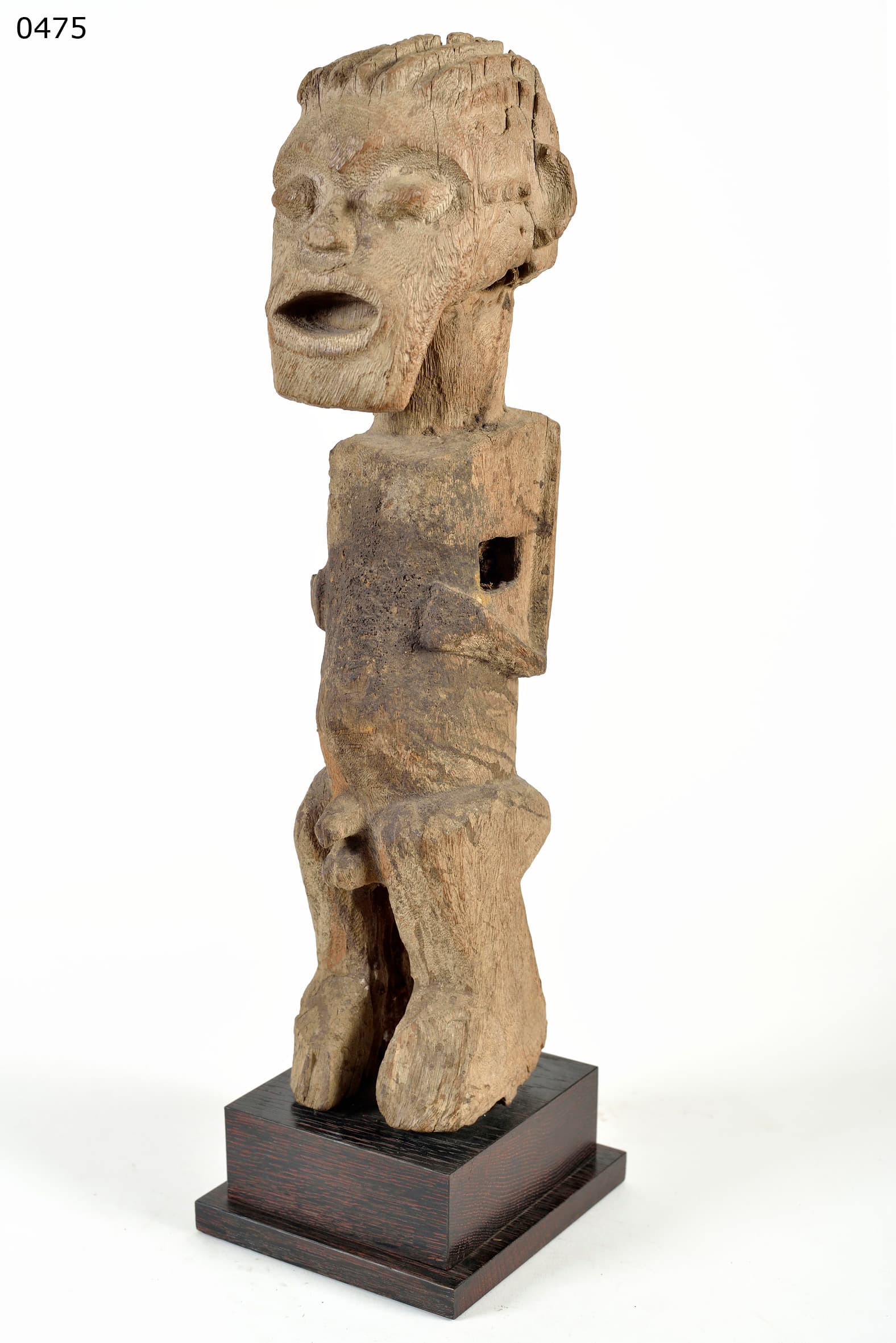 Keaka — statue d'ancêtre