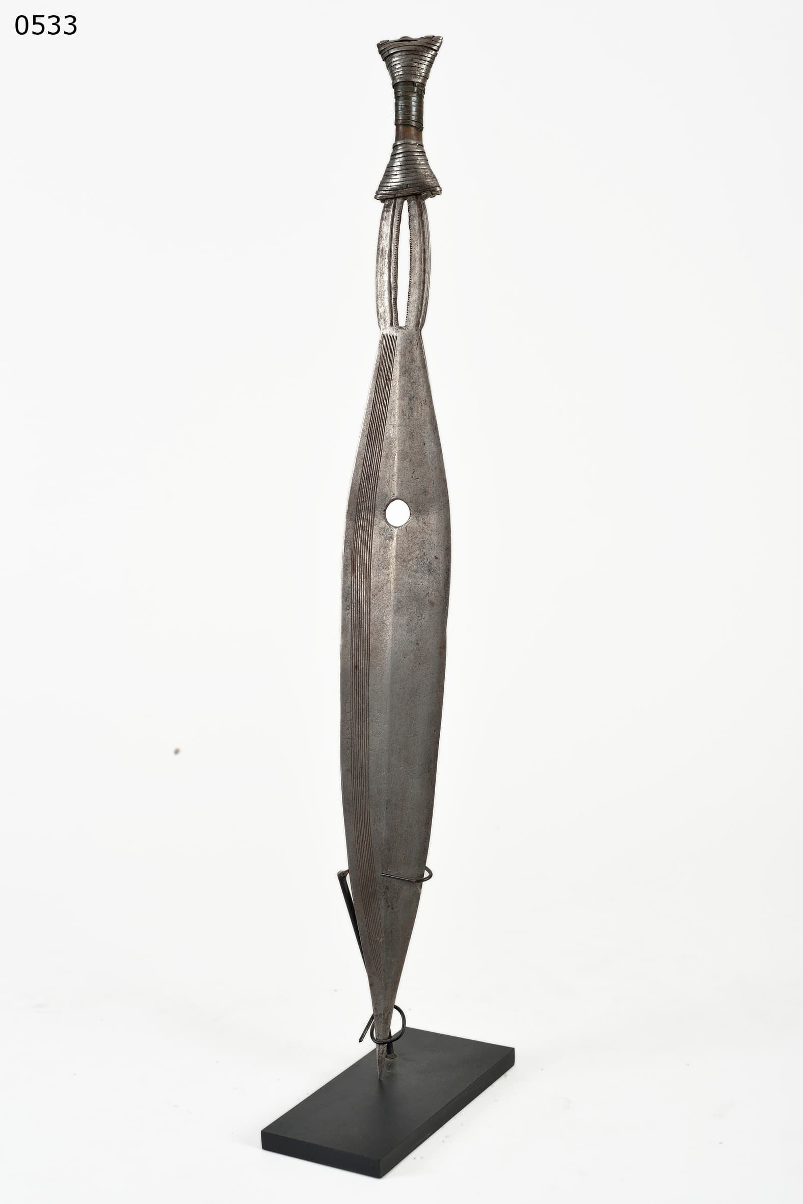 MANGBETU — ceremonial knife