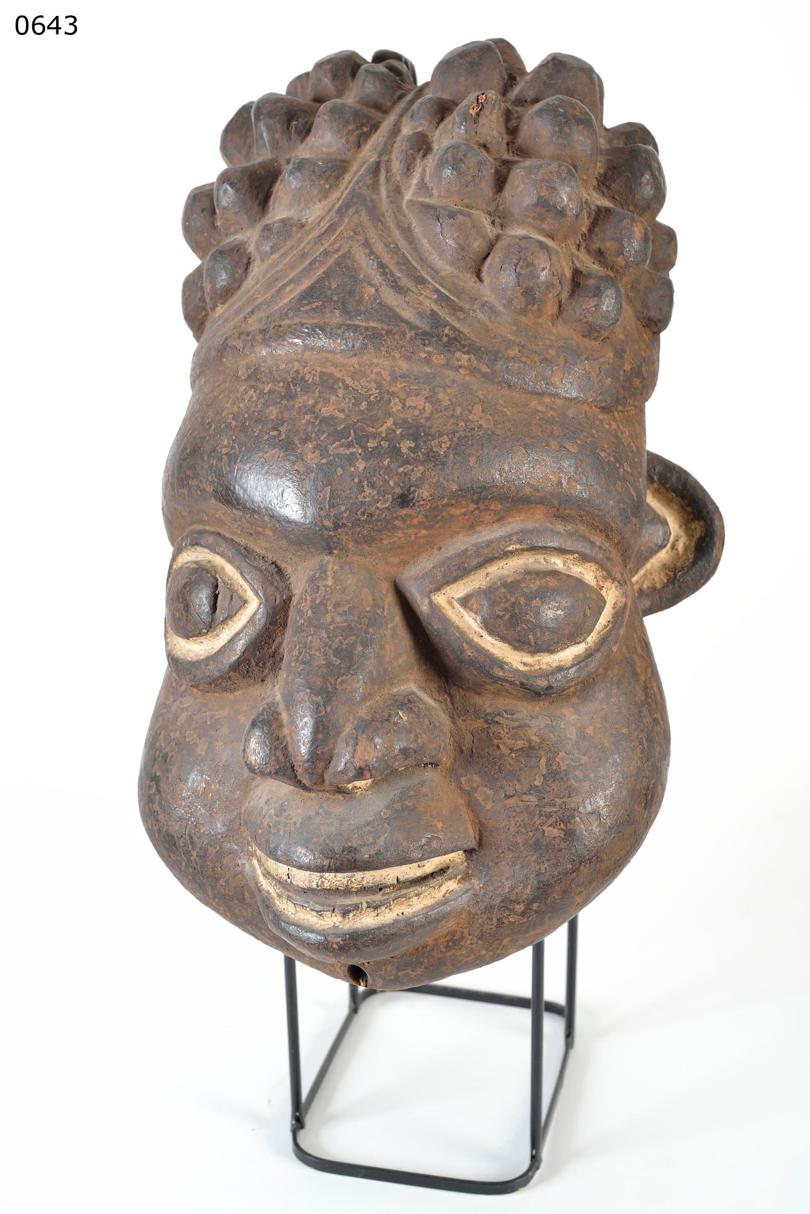 BEKOM — headcrest mask (exhibited at French Embassy)