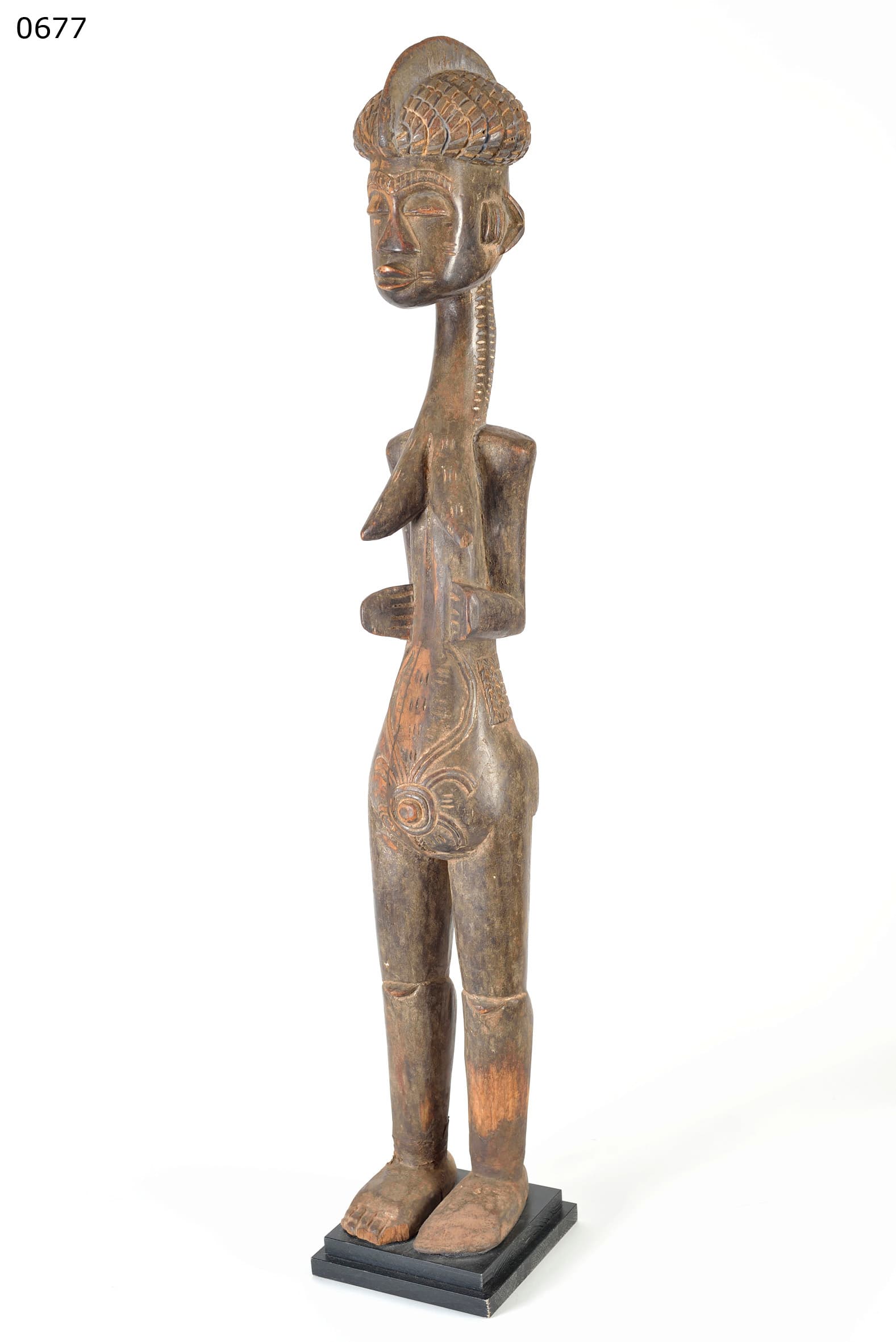 Attie — statue d'ancêtre féminin