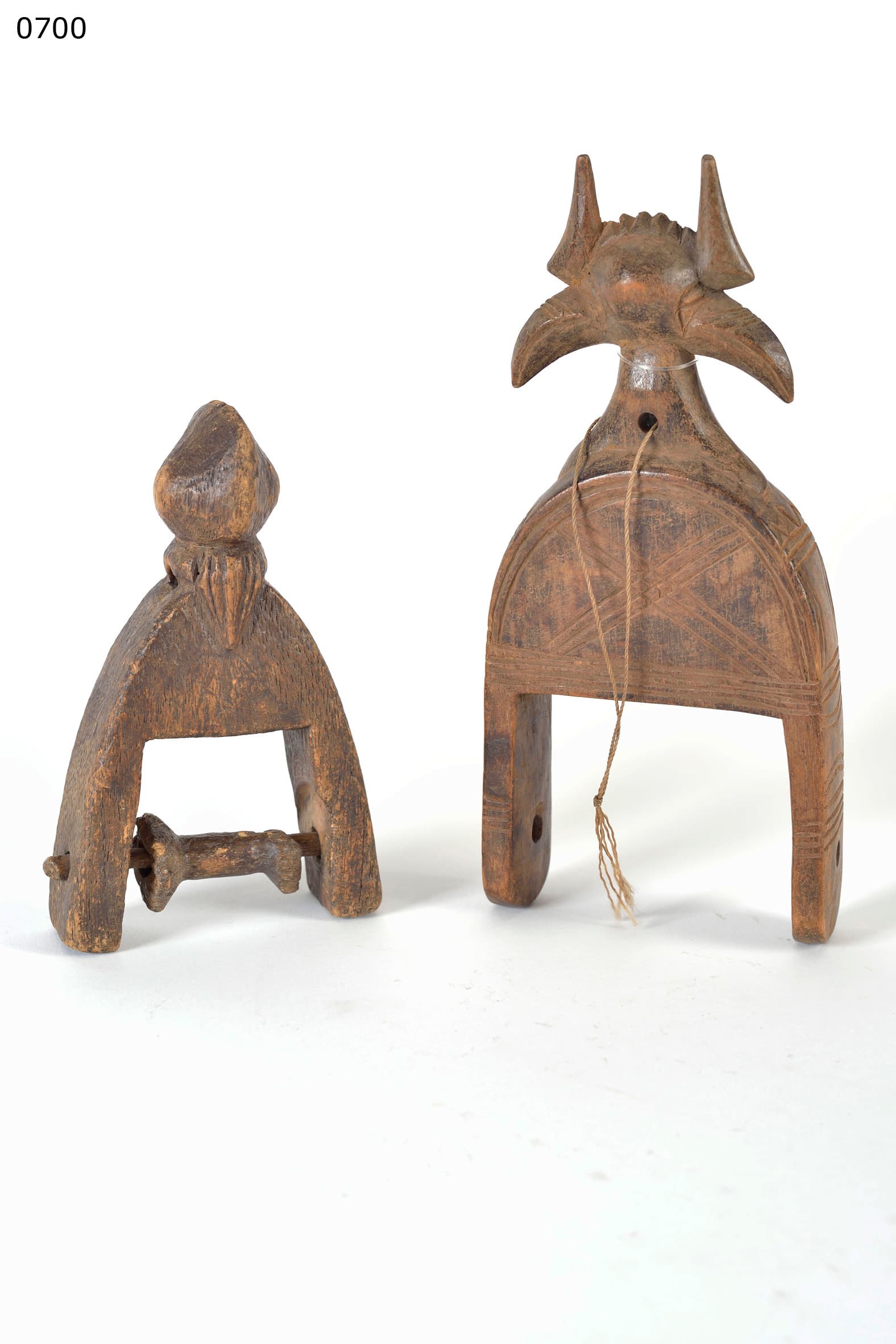 Guro — weaving loom pulleys