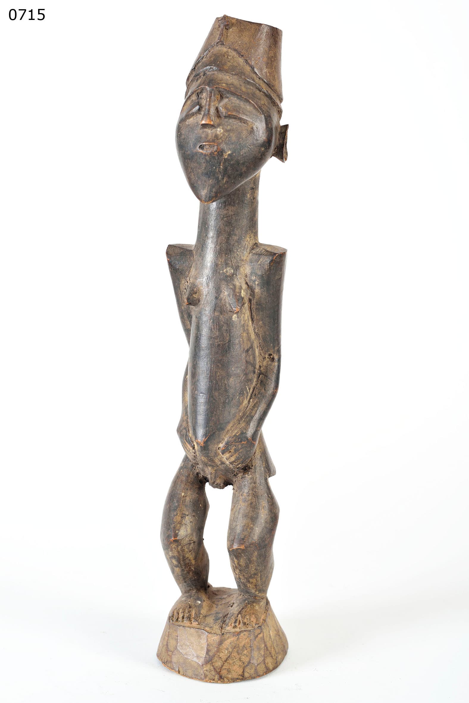 Solongo — male ancestor statue